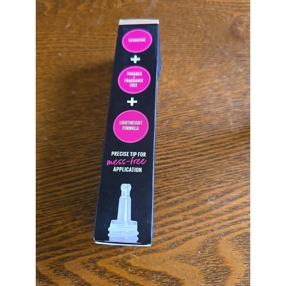 L.A. Girl Tinted Foundation Porcelain‎ GLM752